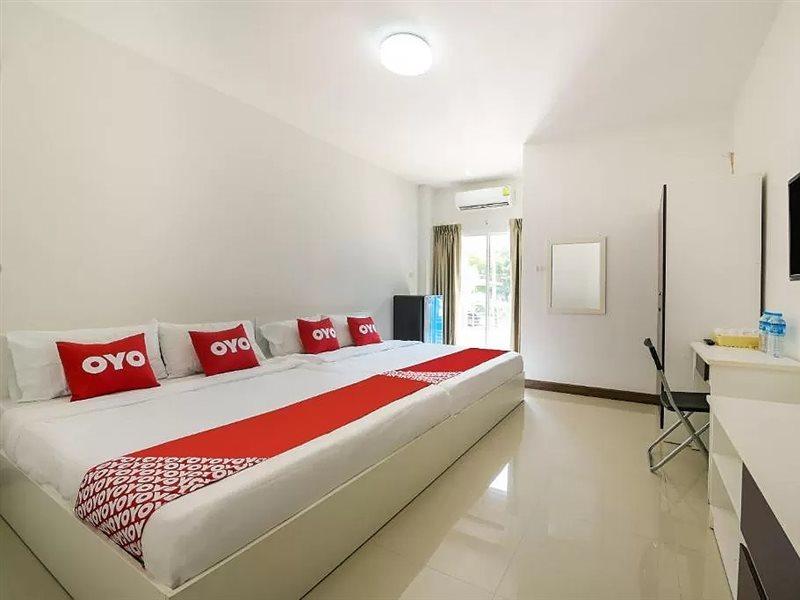 Oyo 350 Mae Saeng Place Si Racha Exterior foto