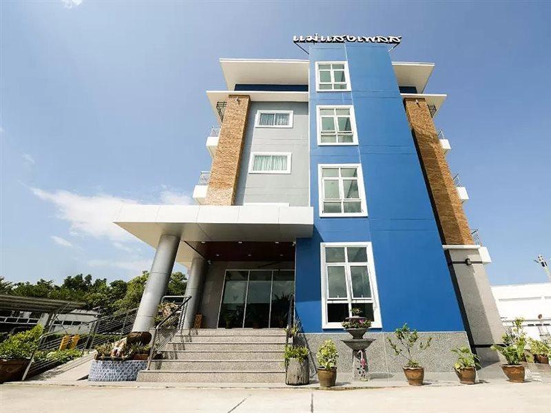 Oyo 350 Mae Saeng Place Si Racha Exterior foto